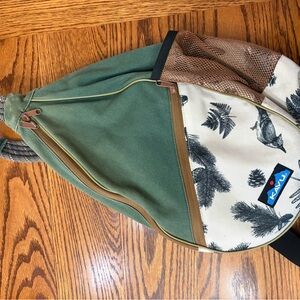 KAVU Green and Cream Sling Bag